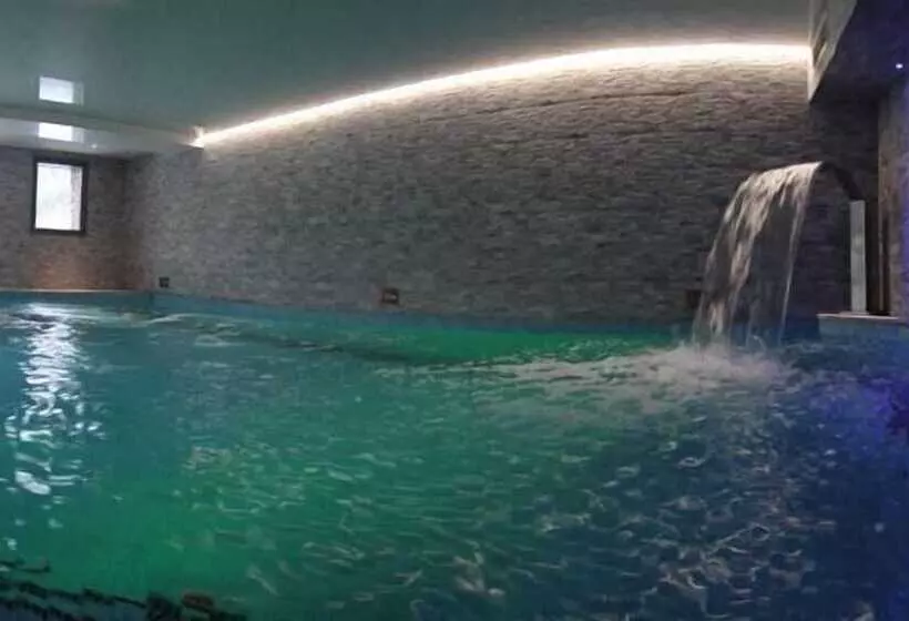 Les Chalets D Adelphine