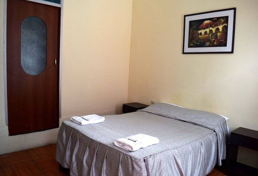 Mango Hostel Bed & Breakfast