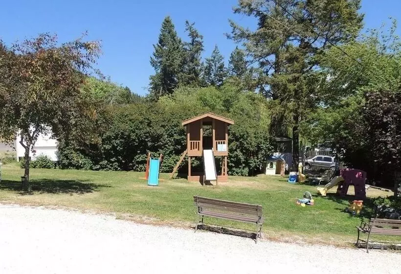 Marigold Fishing Resort