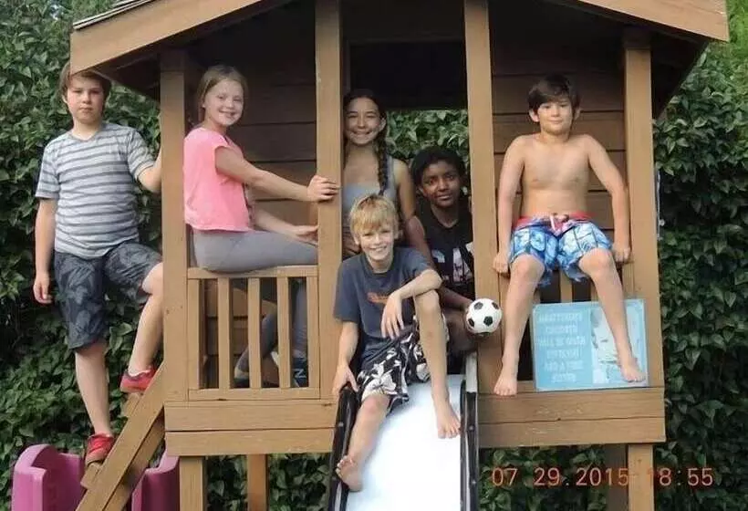 Marigold Fishing Resort