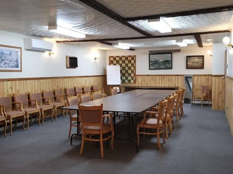 فندق على الطريق Bridgetown Motor Inn