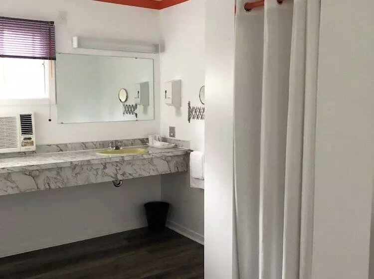 Motelli Bridgetown Motor Inn