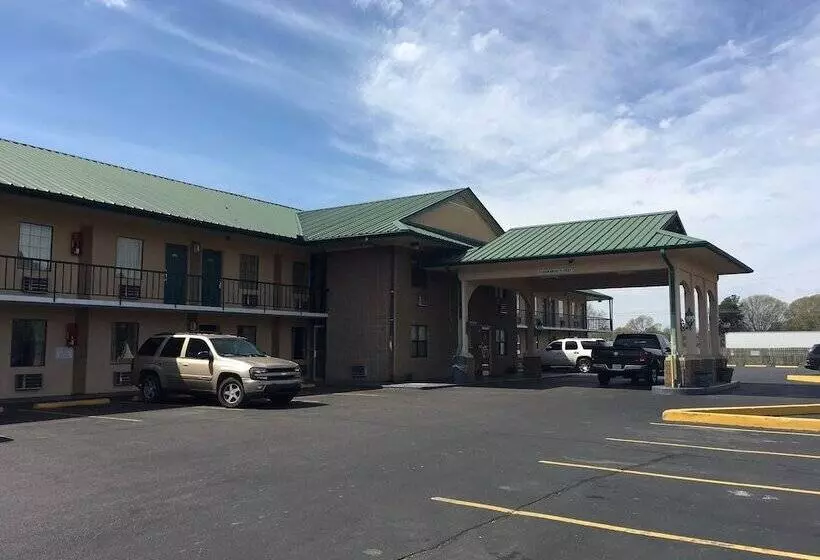 Motelli Regency Inn & Suites