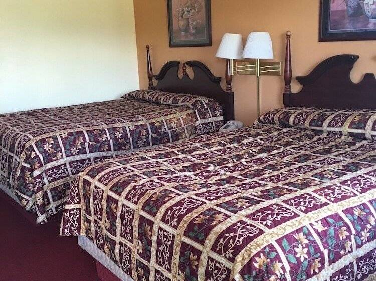 מוטל Regency Inn & Suites