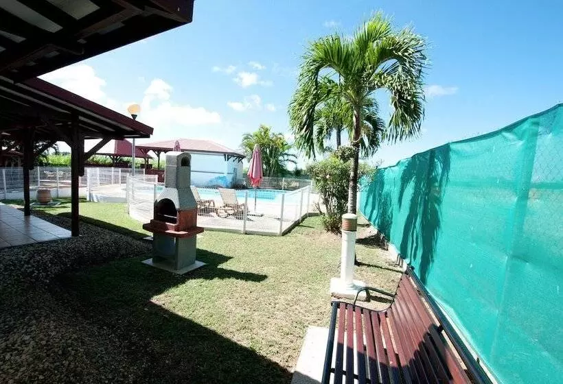 اقامتگاه Jéricho Gîtes & Spa