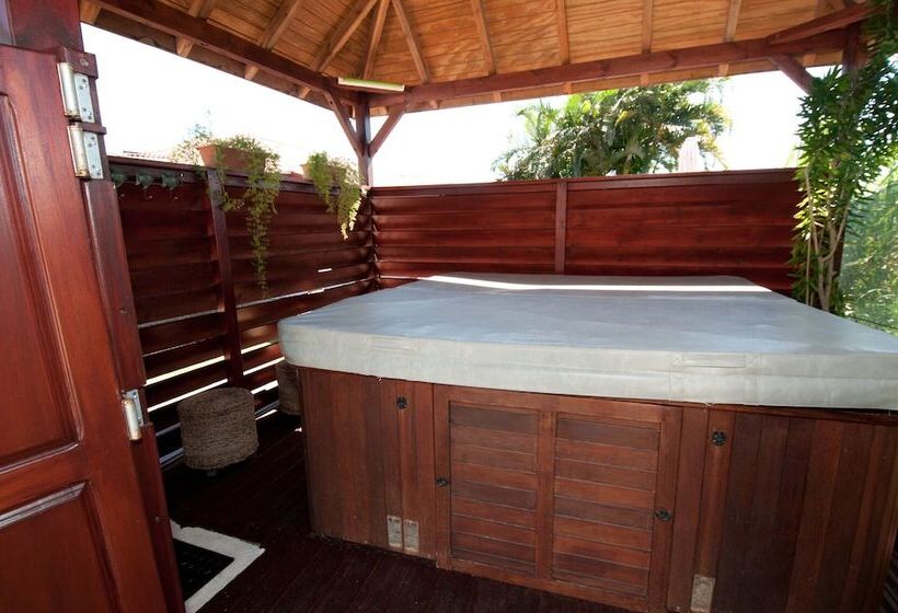 اقامتگاه Jéricho Gîtes & Spa