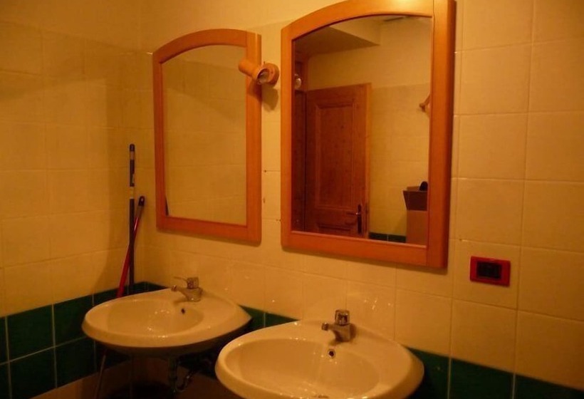 إقامة Volpe Rossa