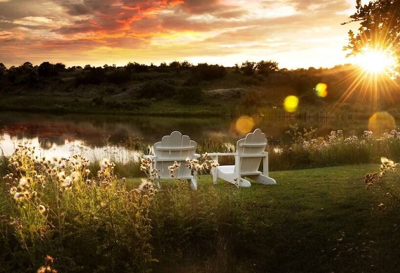 مبيت وإفطار Blue Lake Ranch