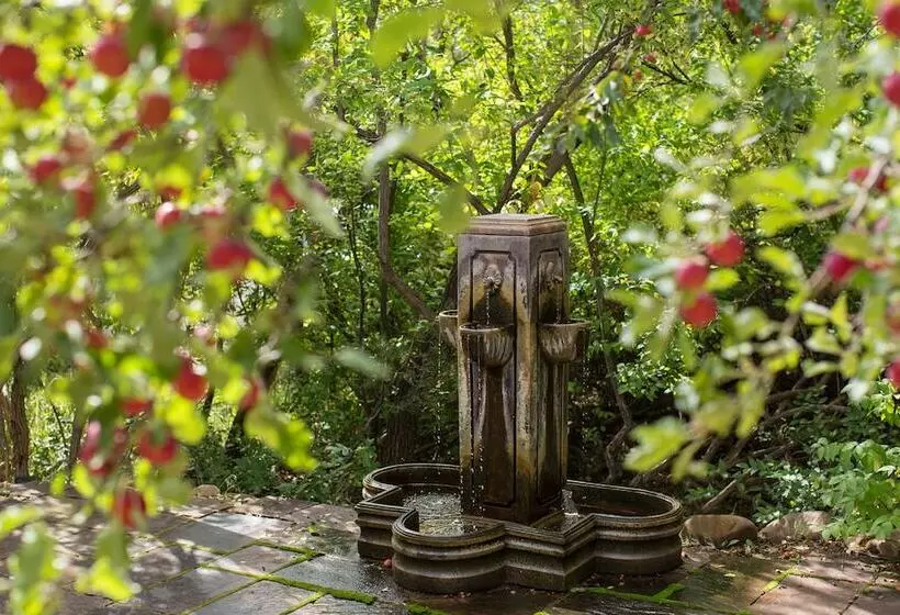 Aamiaismajoitus (B&B) Blue Lake Ranch