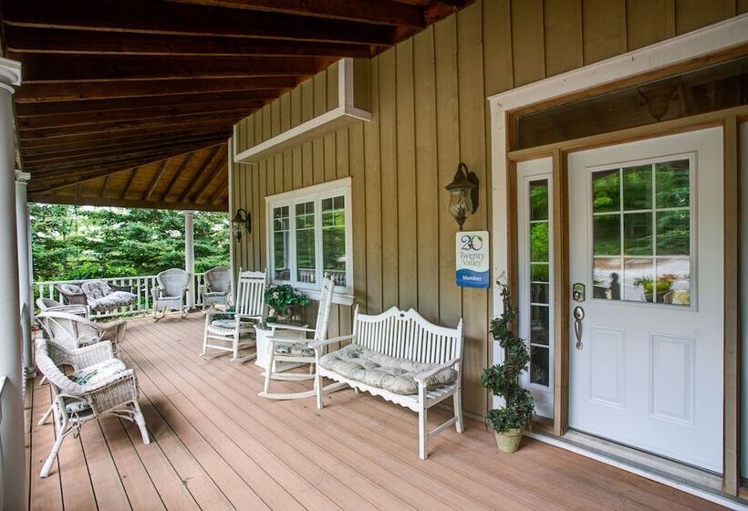 مبيت وإفطار House By The Side Of The Road