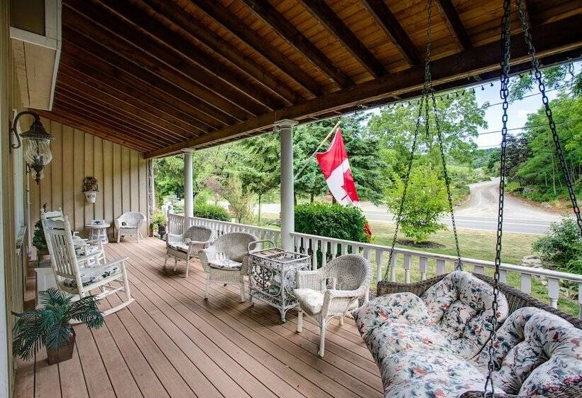 مبيت وإفطار House By The Side Of The Road