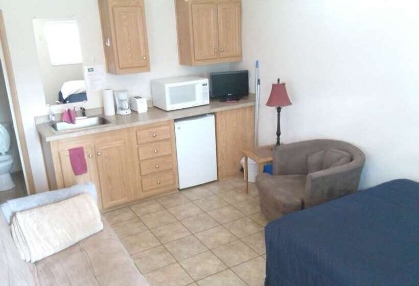 Crystal Isles Rv Resort