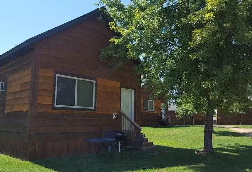 Edge O Dells Resort   21 And Older