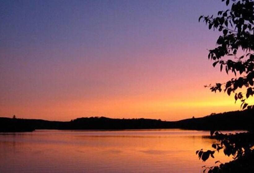 Hay Lake Lodge & Cottages