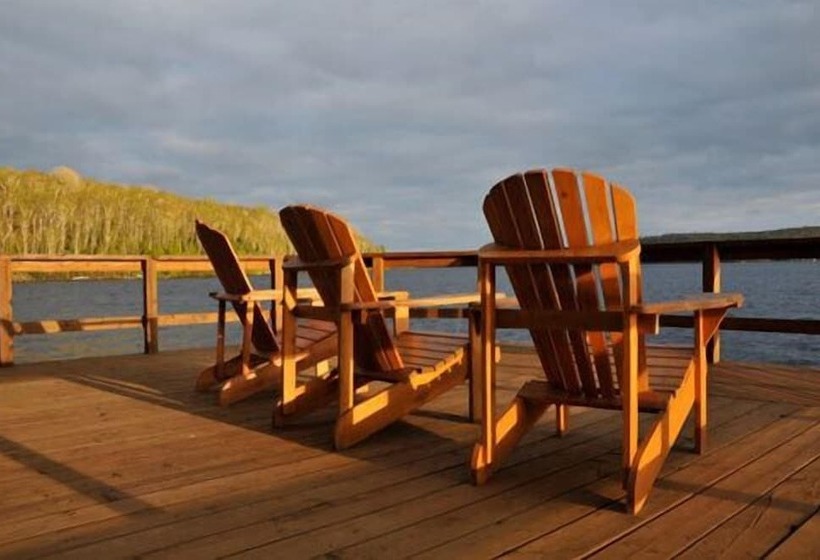 Hay Lake Lodge & Cottages