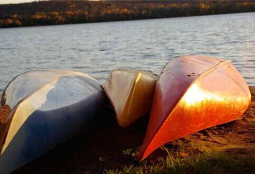 Hay Lake Lodge & Cottages