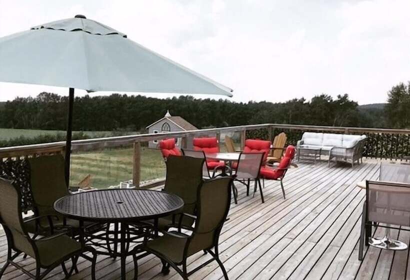 Honeycomb Bed & Breakfast