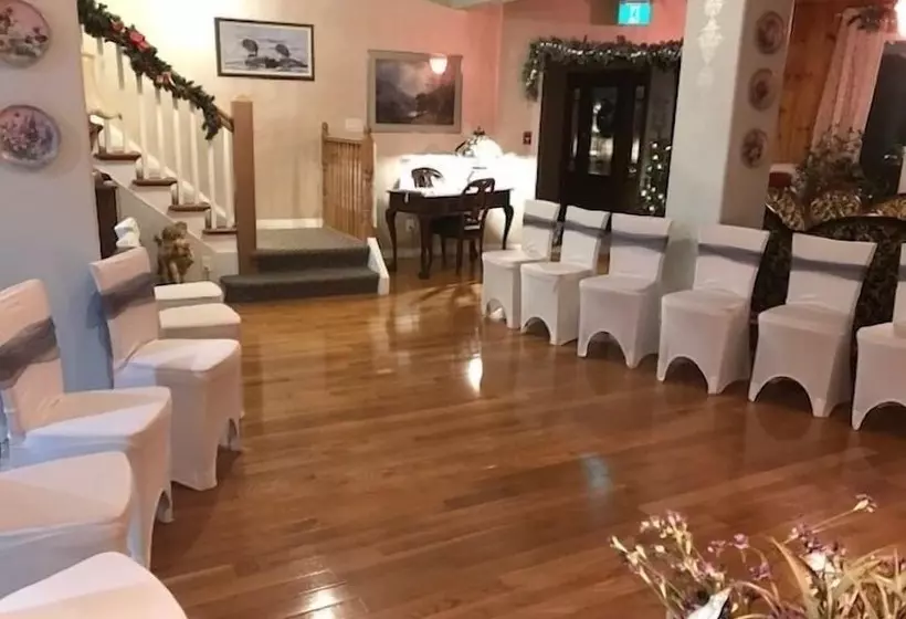 Honeycomb Bed & Breakfast