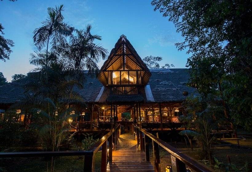 مسافرخانه Refugio Amazonas Lodge