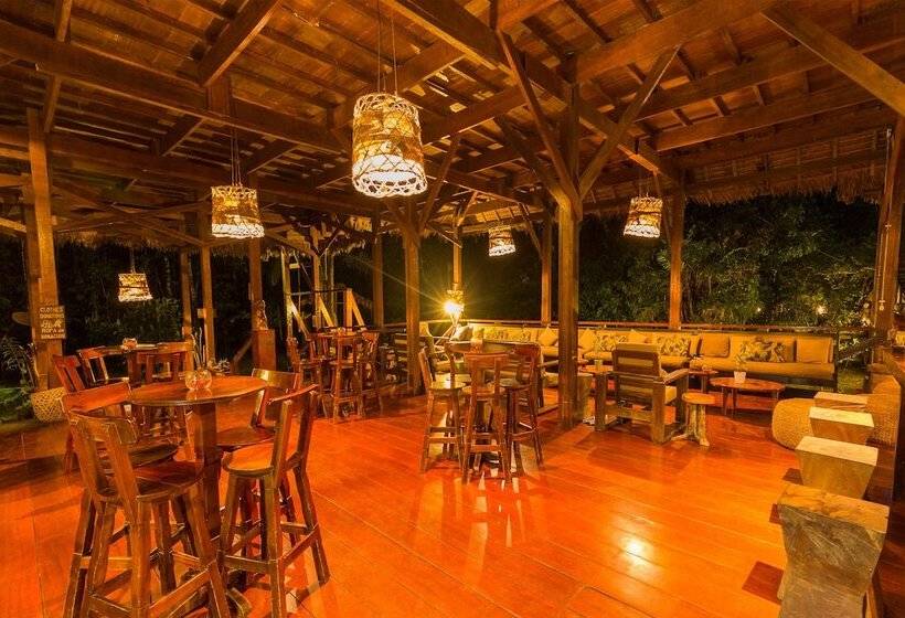 مسافرخانه Refugio Amazonas Lodge