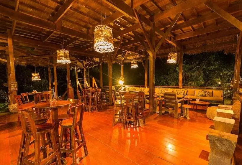 مسافرخانه Refugio Amazonas Lodge