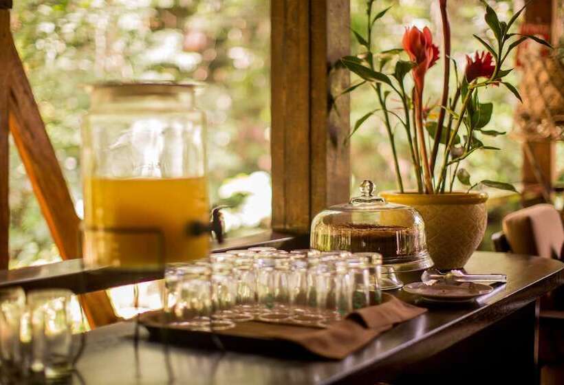 مسافرخانه Refugio Amazonas Lodge