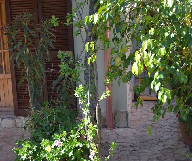 여관 Residenza Aiosardegna Mare E Montagna