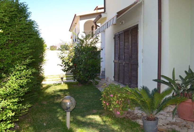 여관 Residenza Aiosardegna Mare E Montagna