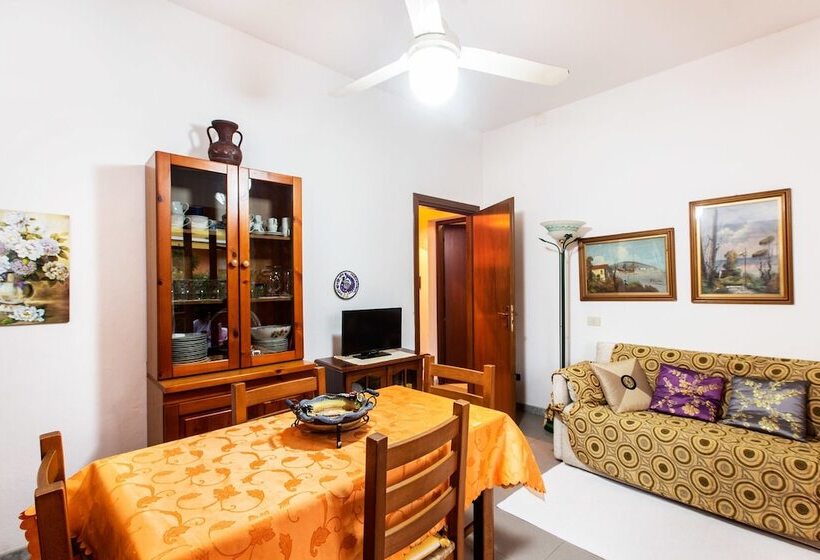 여관 Residenza Aiosardegna Mare E Montagna