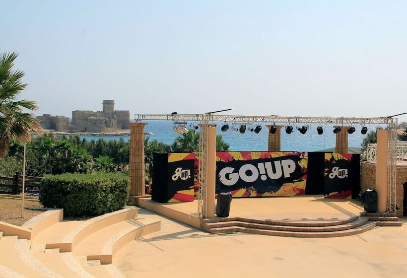 هتل Baia Degli Dei Resort