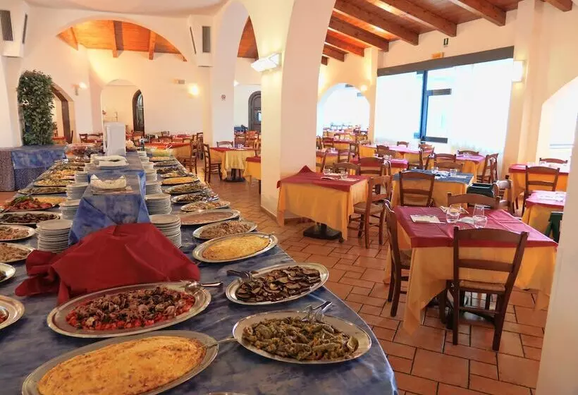 Hotelli Baia Degli Dei Resort