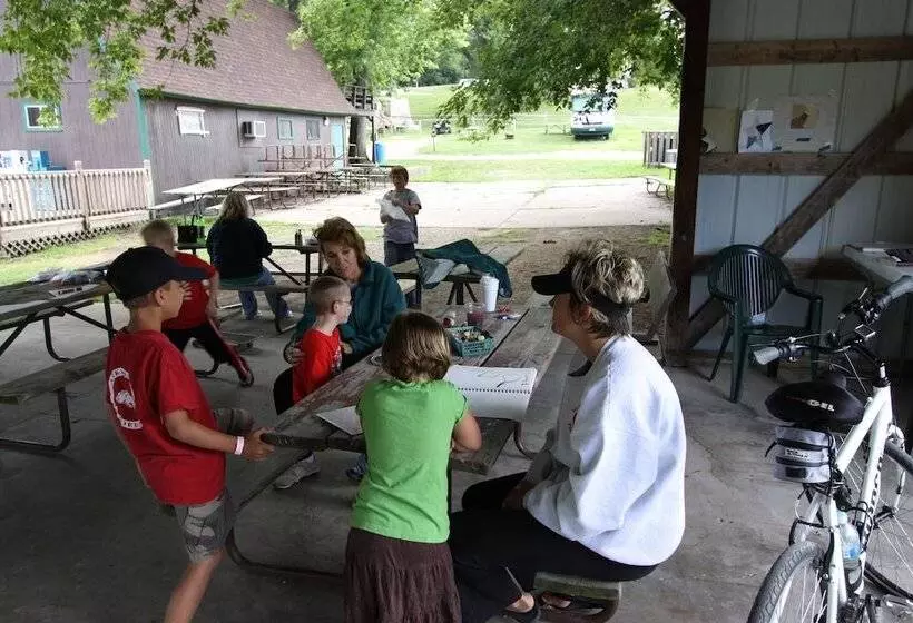 ホテル Blackhawk Rv Campground