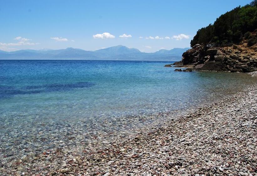 בית מלון כפרי Drymna