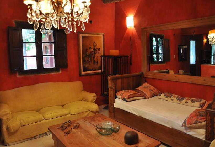 Hotel Estancia Don Joaquin