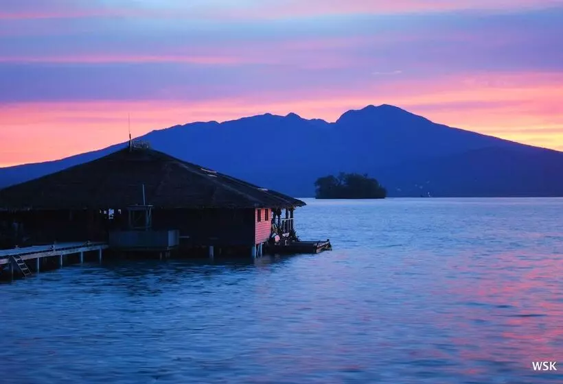 هتل Fatboys Resort