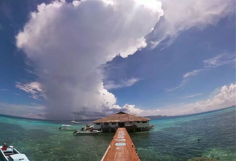 هتل Fatboys Resort