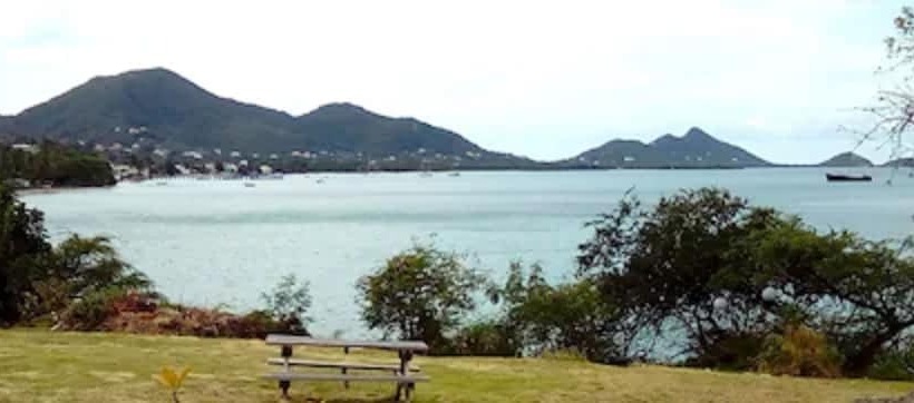 هتل Green Roof Inn