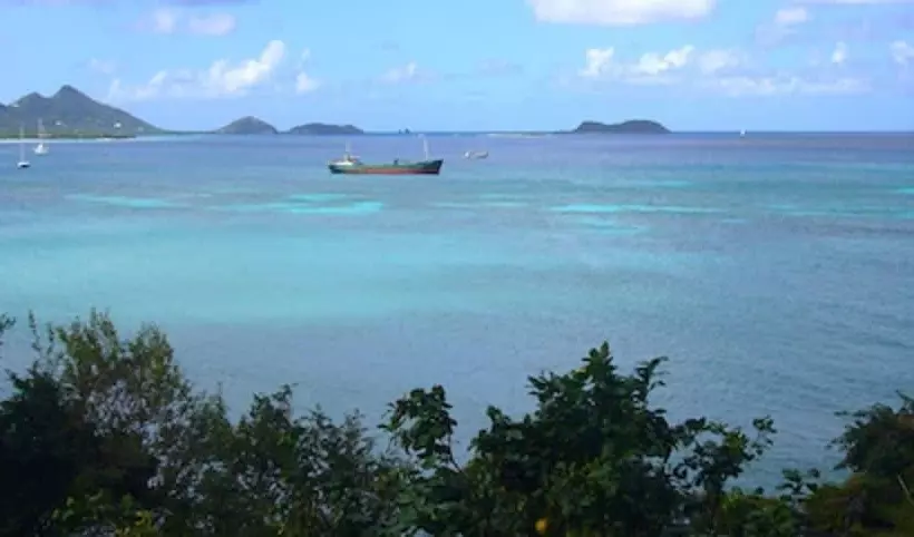 هتل Green Roof Inn