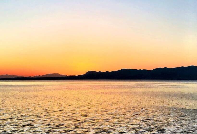 בית מלון כפרי Kekrifalia