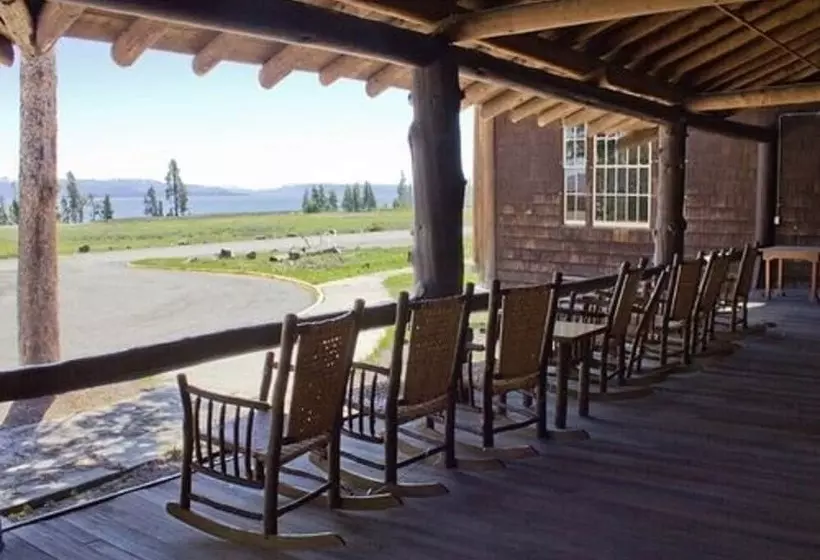 Hotelli Lake Lodge Cabins   Inside The Park