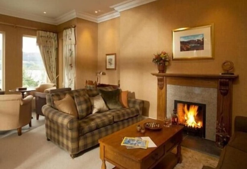 ホテル Loch Ness Lodge