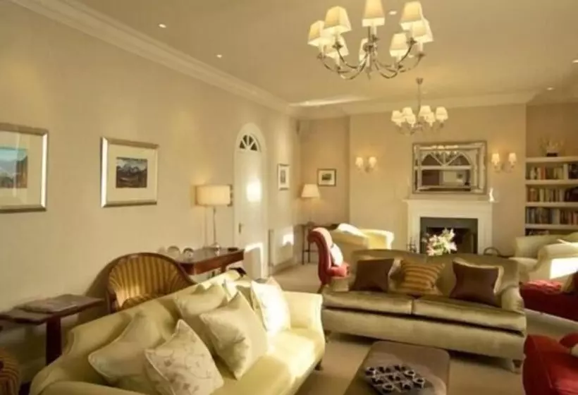 Hotelli Loch Ness Lodge