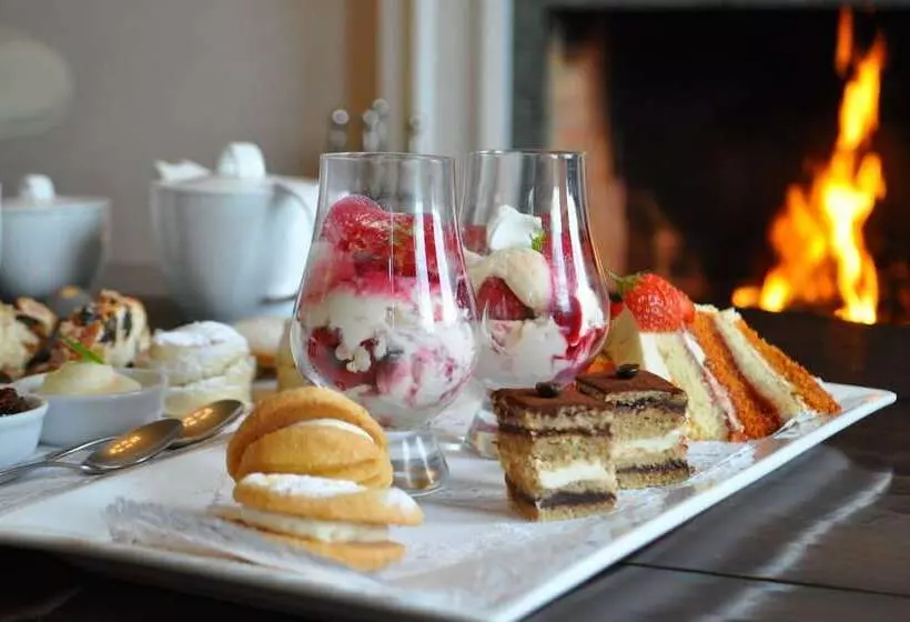 Hotelli Loch Ness Lodge