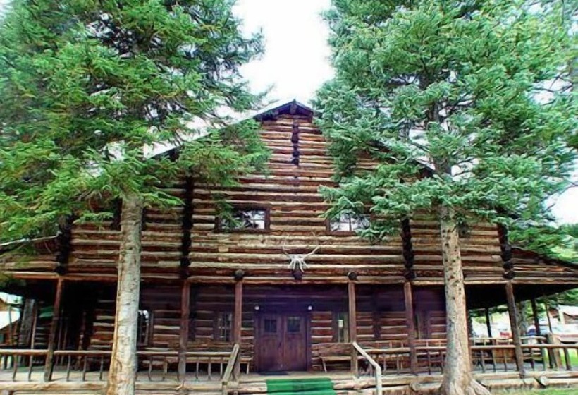 Отель Pahaska Tepee Resort
