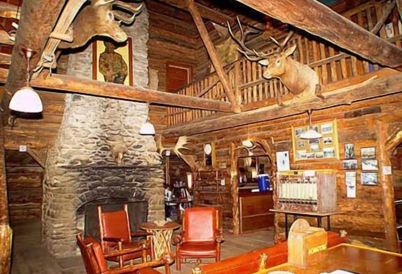 Отель Pahaska Tepee Resort