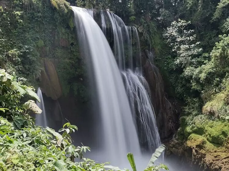 هتل Pulhapanzak Waterfalls Cabins