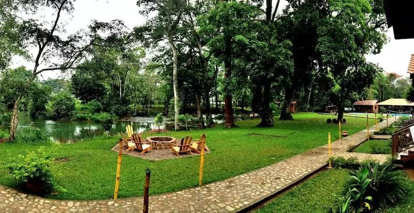 هتل Pulhapanzak Waterfalls Cabins