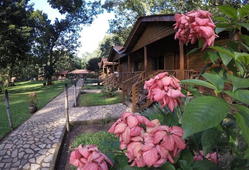 هتل Pulhapanzak Waterfalls Cabins