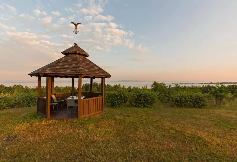 Motel Au Fleuve D Argent