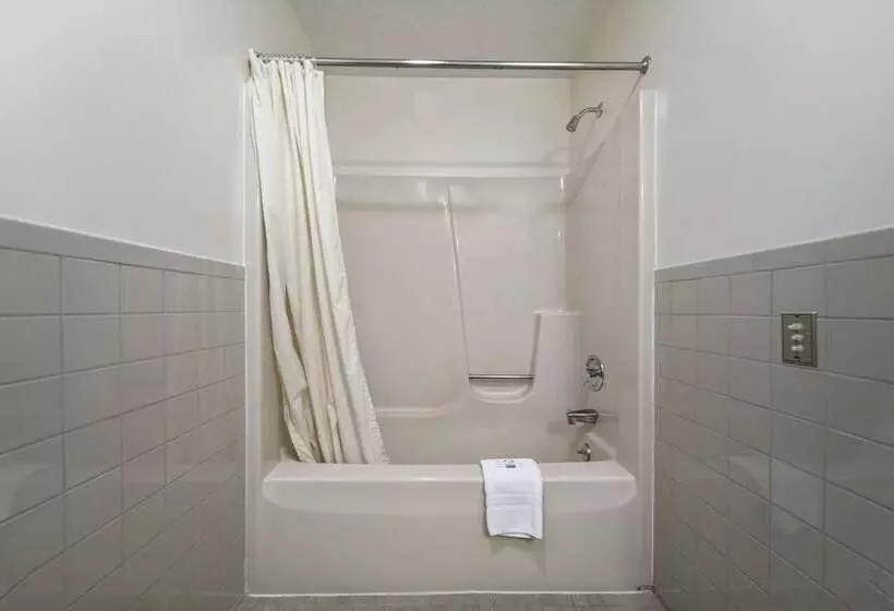 Motelli Executive Inn Cass City